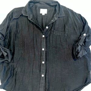 American Eagle black lightweight button down